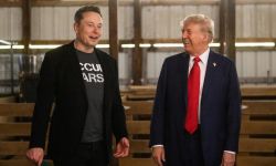 ترامب يلمح بترحيل ماسك إلى جنوب أفريقيا